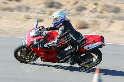 media/Feb-05-2023-Classic Track Day (Sun) [[c35aca4a42]]/Group 3/session 3 turn 13/